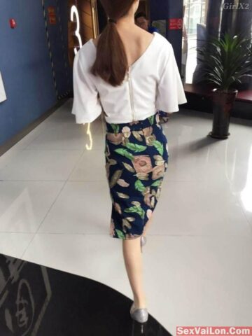 Em hàng khủng phi ngựa với fuck boy Em hàng khủng phi ngựa với fuck boy