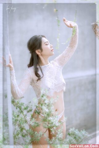 Trời phú cho em cặp vú để anh nhào nặng Trời phú cho em cặp vú để anh nhào nặng
